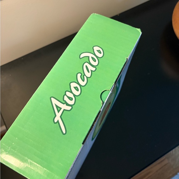 Avocado Pool Float NEW - Picture 3 of 6